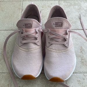 New balance fuel core nergize 7.5 pale blush pink sneaker